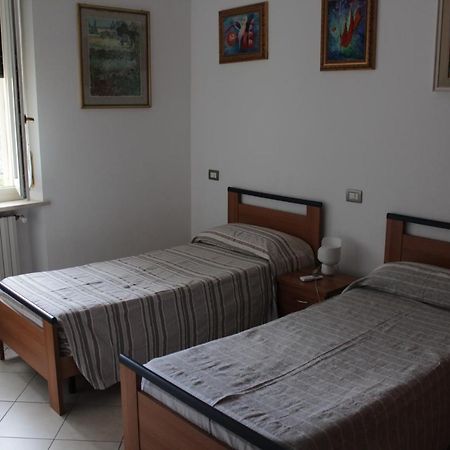 Appartamento Balconcino Su Lazise Luaran gambar